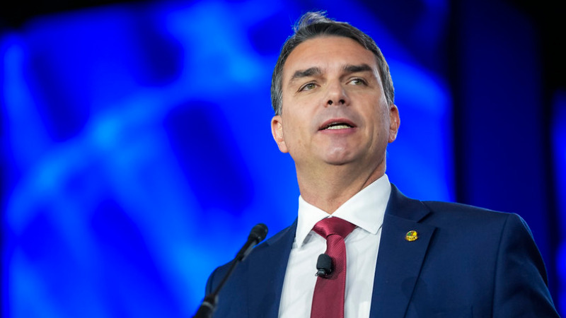 flavio presidente